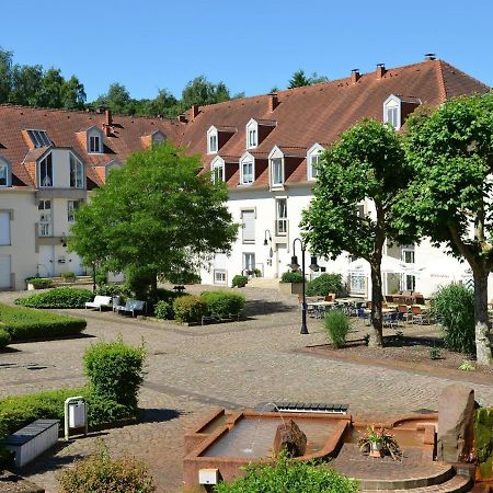 Amf Ferienwohnungen Historischer Soutyhof Saarlouis Luaran gambar